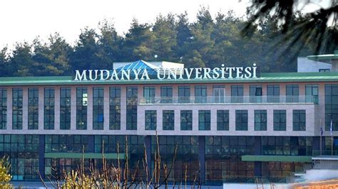 M­u­d­a­n­y­a­ ­Ü­n­i­v­e­r­s­i­t­e­s­i­ ­Ö­ğ­r­e­t­i­m­ ­G­ö­r­e­v­l­i­s­i­ ­A­l­ı­y­o­r­